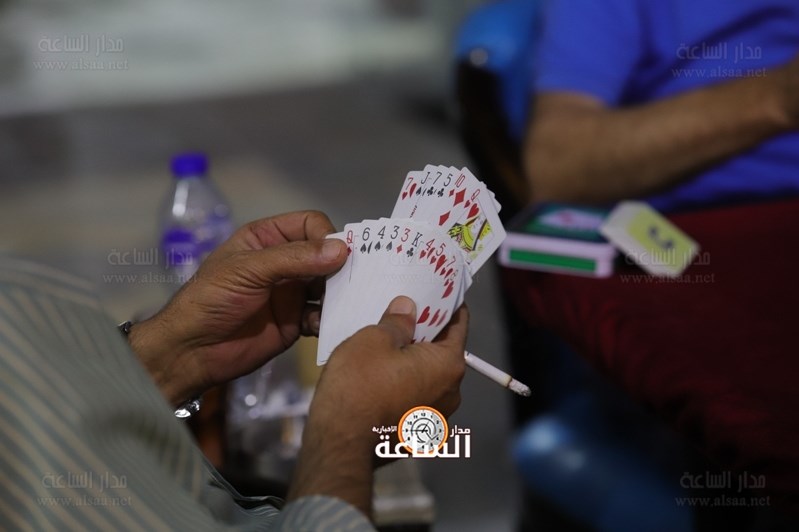 «قرارات مؤقتة» لتقليل عدد إصابات الكورونا