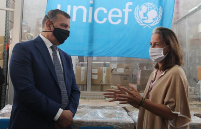 40 جهاز تنفس من اليونسيف إلى