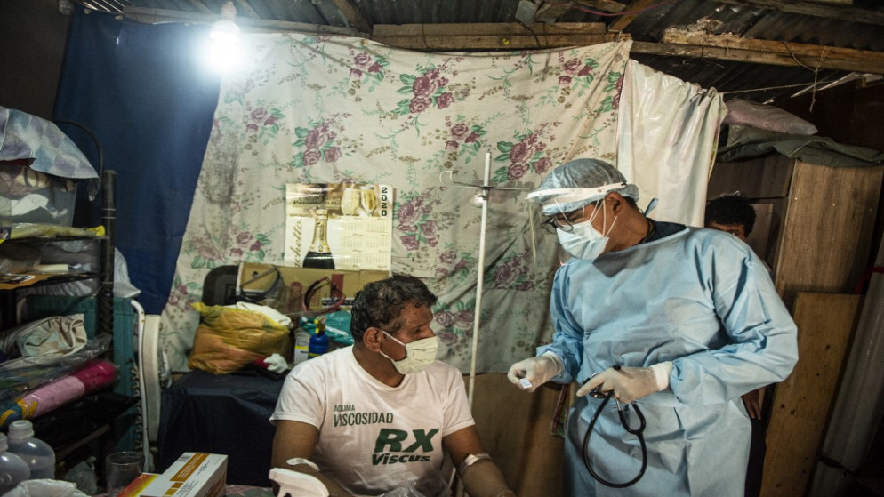 منظمة الصحة: كل 7 مصابين بالفيروس