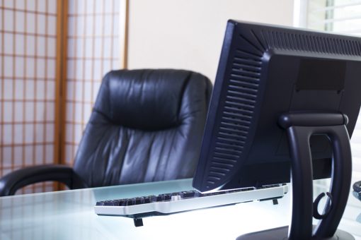 15 إنذارا لموظفين بشركة الولاء لخدمات