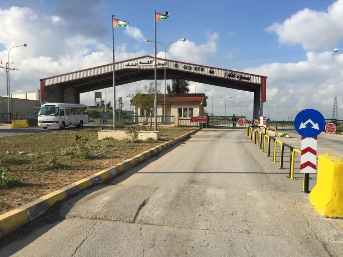 فتح مركز حدود جابر أمام حركة