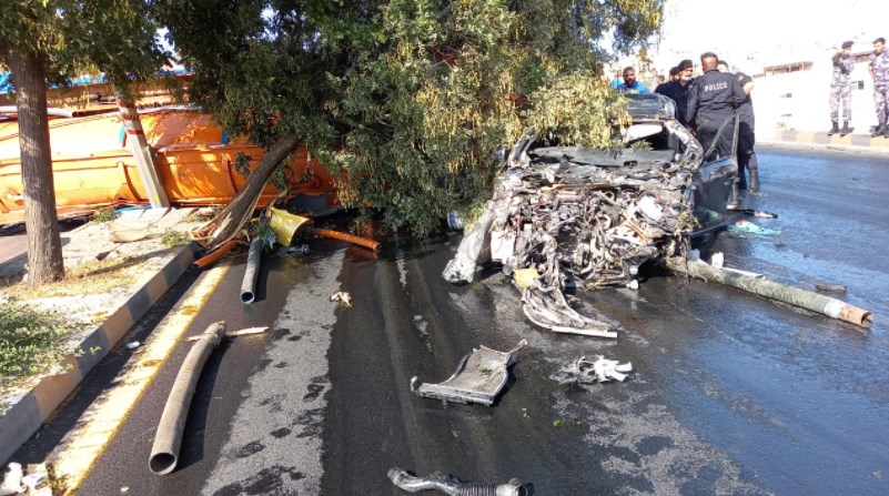 إصابات بتدهور صهريج في عبدون (صور)