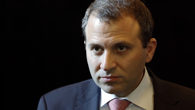 باسيل يؤكد إصابته بكورونا ويدعو اللبنانيين