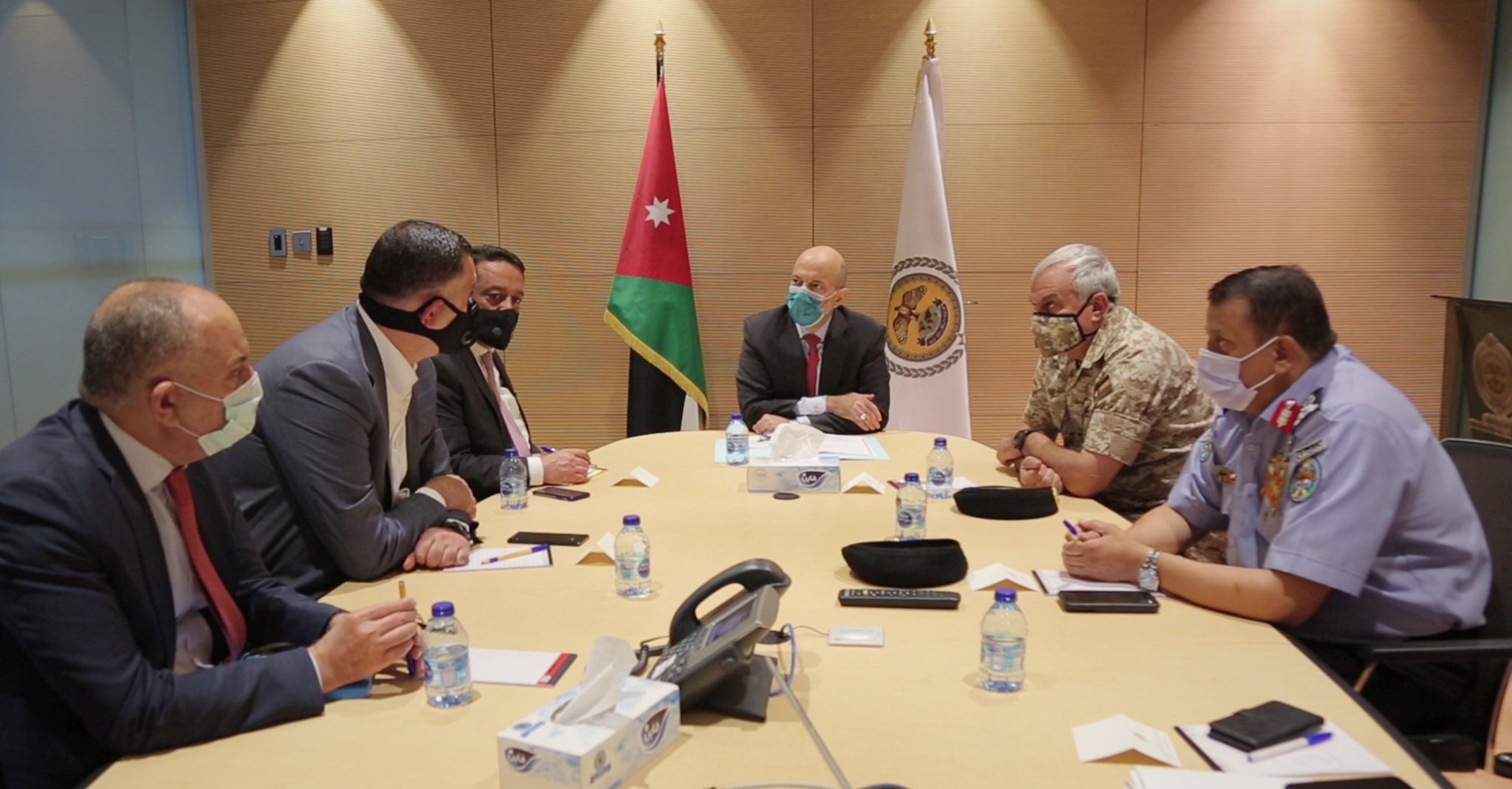 الرزّاز يترأس اجتماعا لبحث آليّات تنفيذ