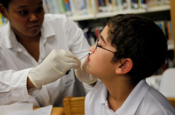 في تطور هام.. بخاخ في الأنف