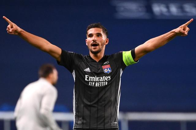 رئيس ليون يبلغ آرسنال بسعر عوار..