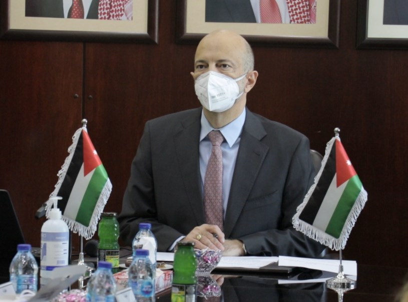 الرزاز يترأس اجتماعا للفريق الاقتصادي.. ماذا