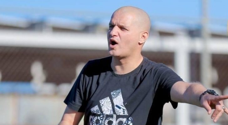 نادي الحسين إربد يرفض استقالة الجهاز