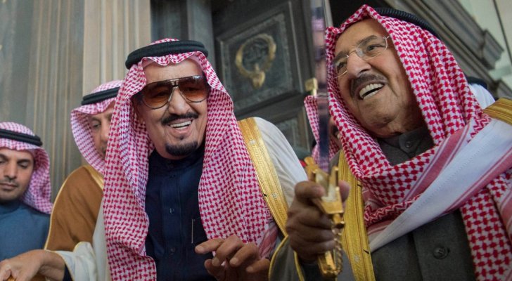 الملك سلمان يوجه بإقامة صلاة الغائب