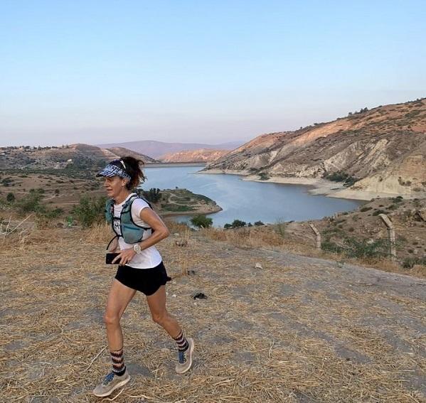 اميركية تقطع الاردن ركضا