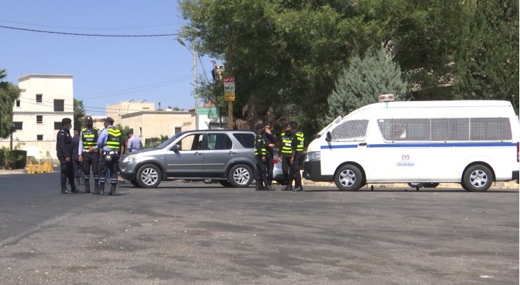 دخول حظر التجول حيز التنفيذ في