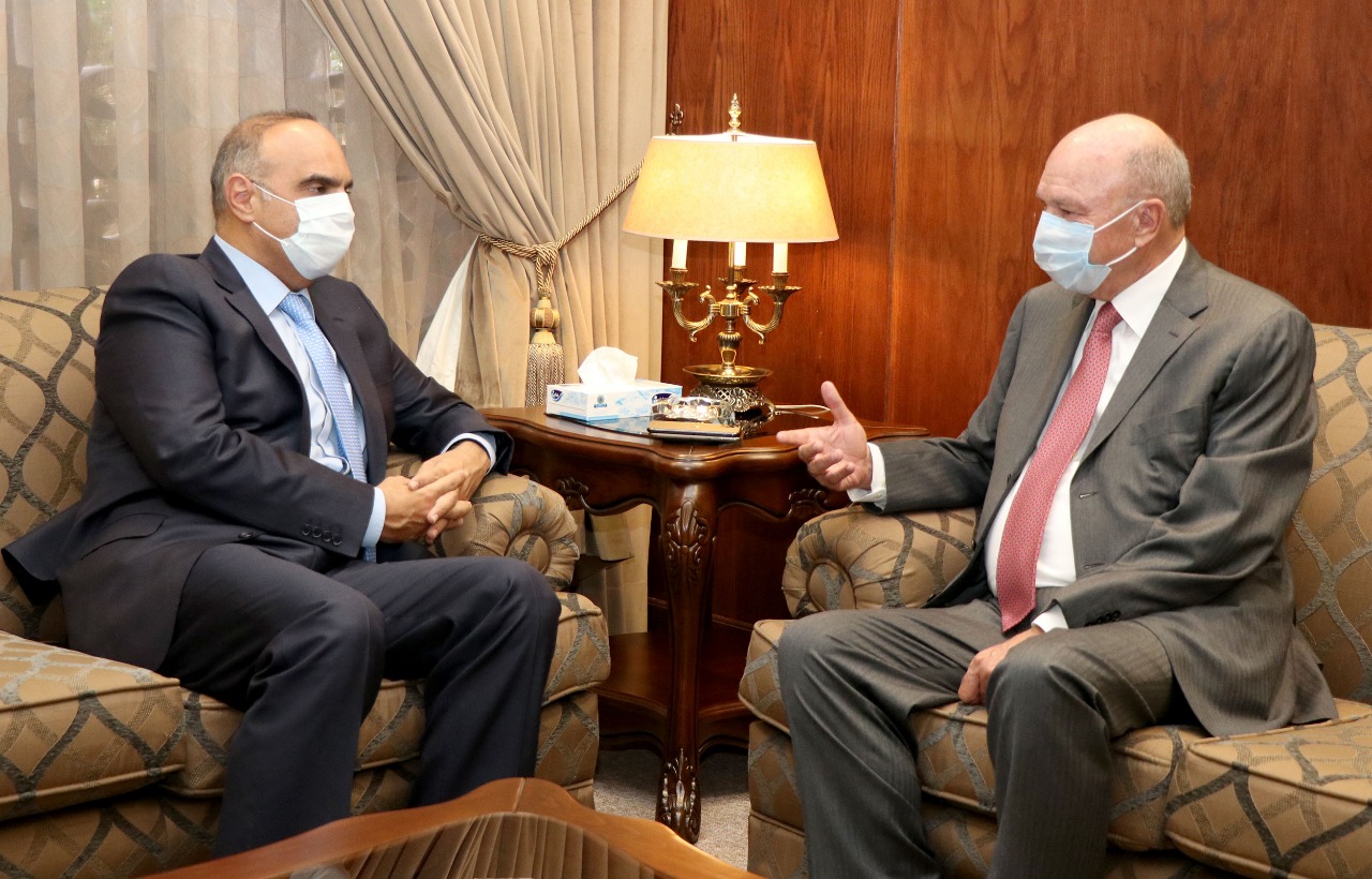 هذا ما جرى بين بشر الخصاونة