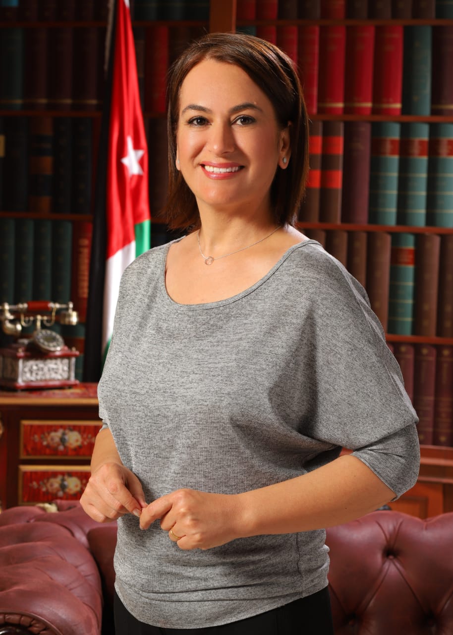 آمال الجبور تكتب: من يزود الدولة