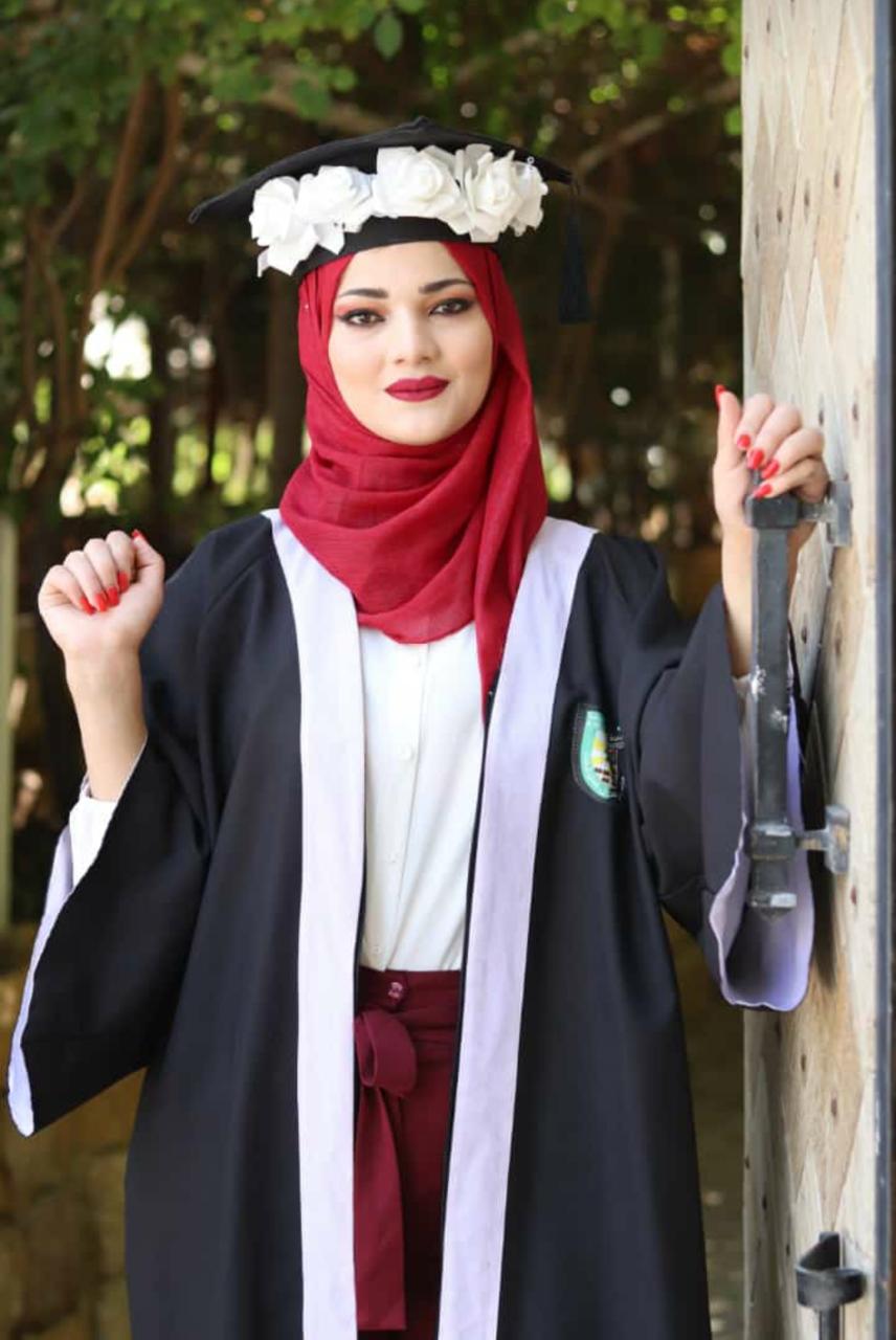 نانسي القرعان.. مبروك التخرج (صور)