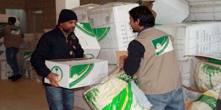 الحملة الوطنية السعودية توزع كسوة الشتاء