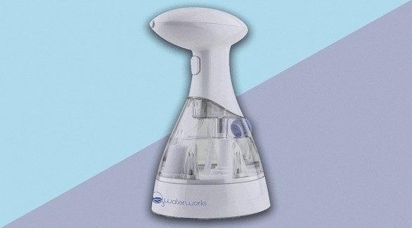 زجاجة ثورية تحول المياه إلى محلول