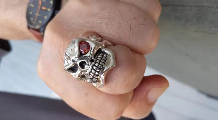 لواء متقاعد: 200 أزعر في الأردن