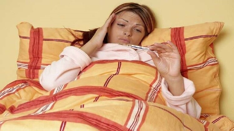 عالم أوبئة يقيم عواقب تزامن الإصابة