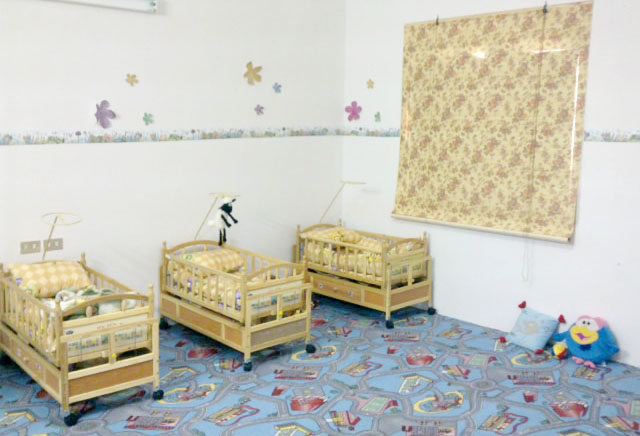 وزير التنمية يتوعد كل من يفتح