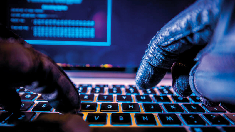 ضبط 11 شخصا قاموا بانشاء صفحات