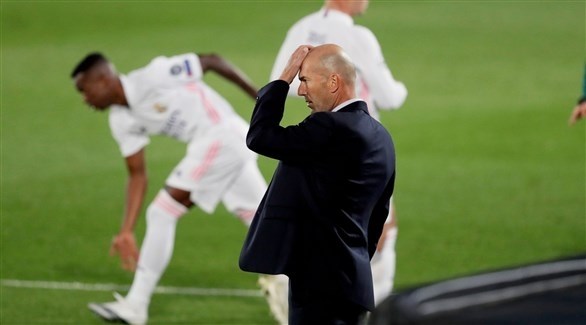 زيدان: أشعر بخيبة أمل بسبب كل