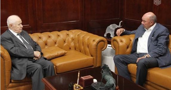 الفايز يبحث علاقات التعاون بين مجلس