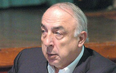 الصحفي اللبناني المعروف سمير عطا الله: