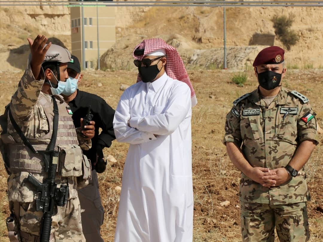 ضباط قطريون ينهون دورة مكافحة الإرهاب