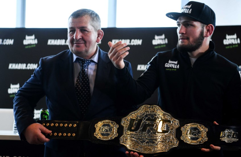 بعد إجبار خصمه على الاستسلام.. حبيب