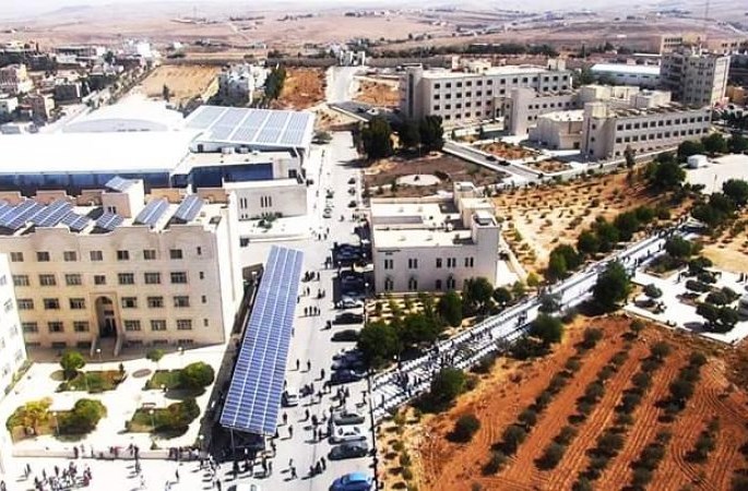 استديو لإنتاج المواد التعليمية في «الطفيلة