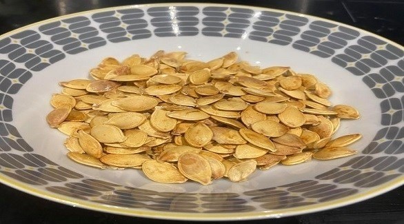 حيلة بسيطة تحول بذور اليقطين إلى