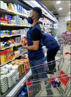 «مول» أردني يزيل البضائع الفرنسية