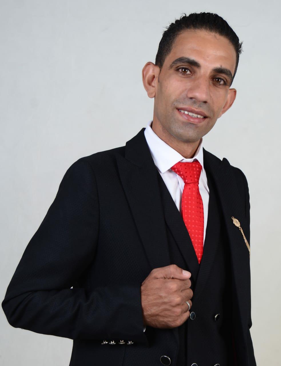 عبدالله الدباس يشهر زواجة