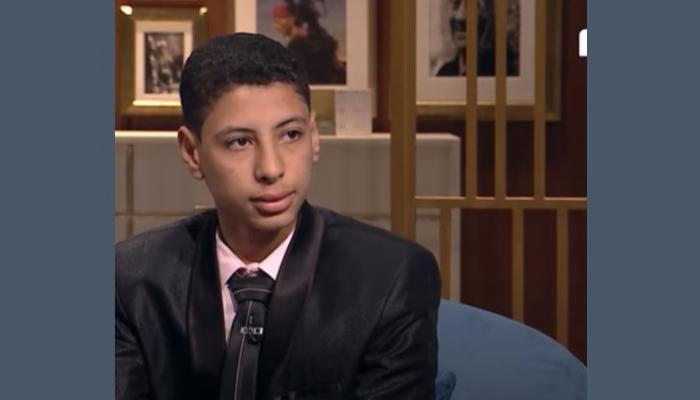 فيديو.. مصري أسرع من الكمبيوتر.. يحفظ