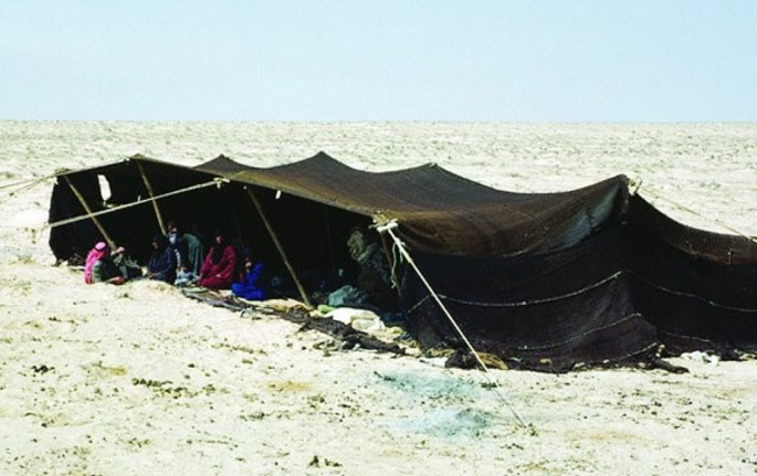 وفاة طفل اختناقا بحبل ’بيت شعر‘