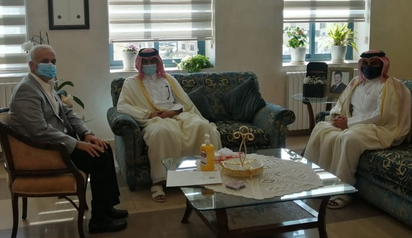 أيمن المفلح يلتقي آل ثاني