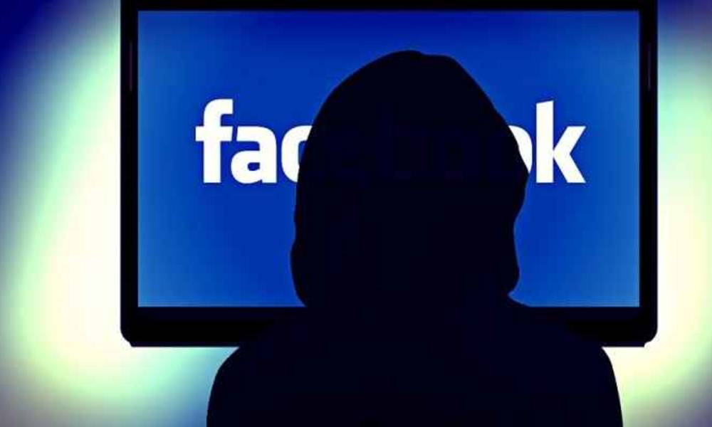 الجرائم الالكترونية تتابع شخصا استخدم صفحته