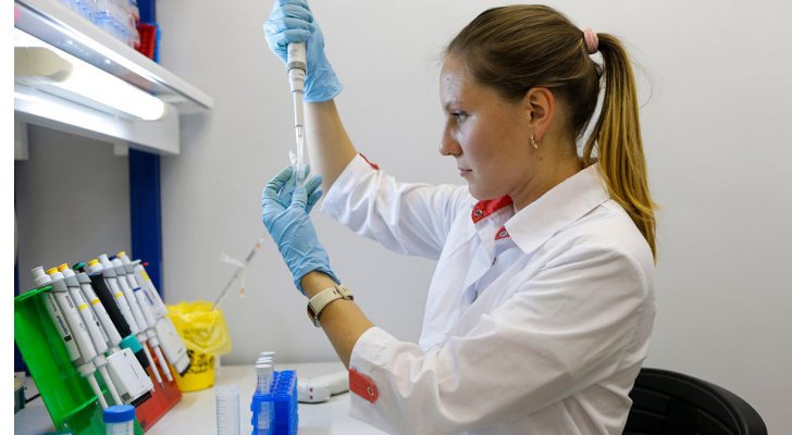 عبيدات وبلعاوي: مؤامرة أخرت وجود علاج