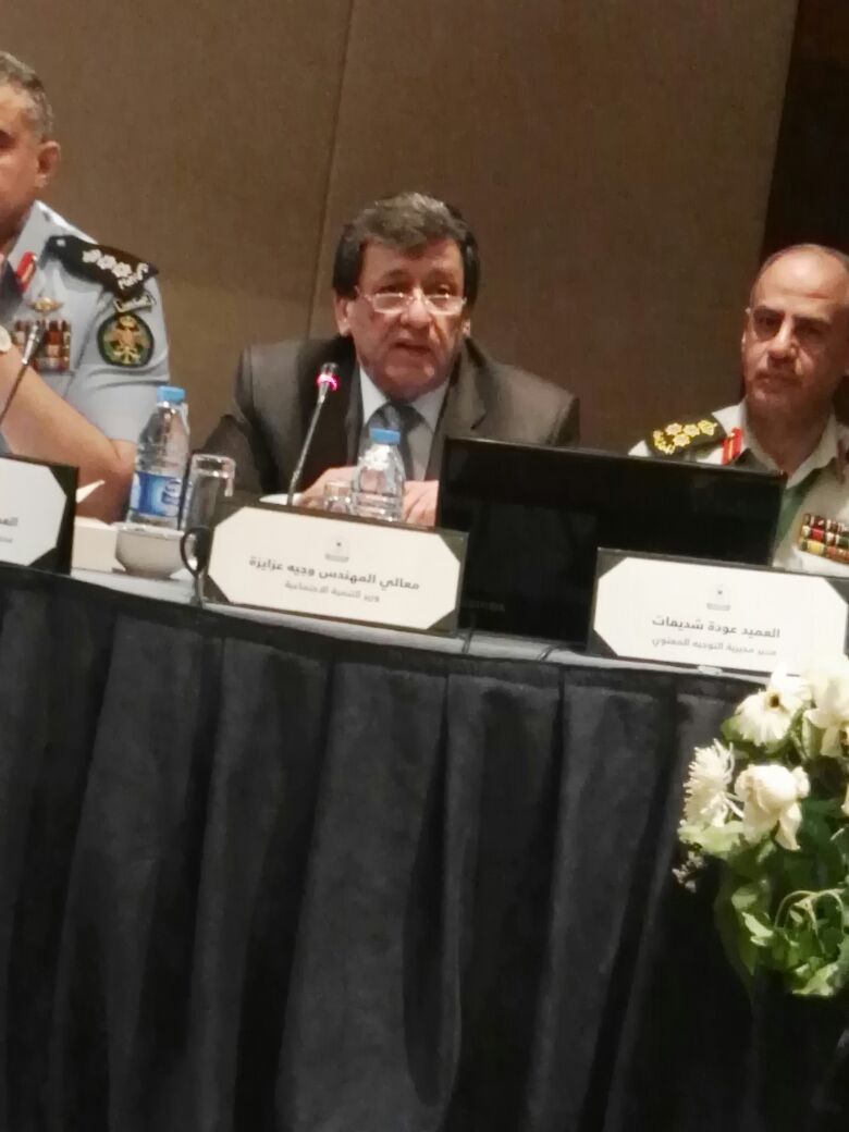 عزايزة: الأردن مضرب مثل إيجابي للتعامل