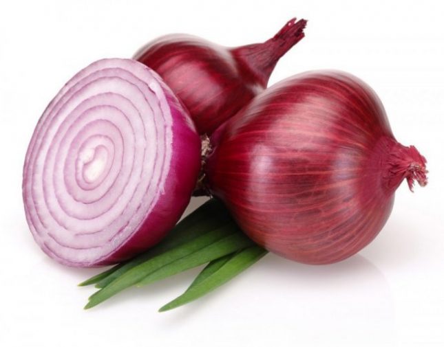 ماذا يحدث للجسم عند تناول البصل