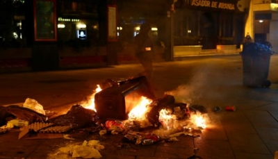 كورونا يشعل اشتباكات بين الشرطة ومحتجين