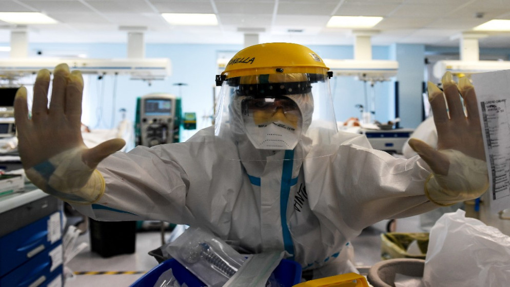 أكثر من 46 مليون مصاب بالفيروس