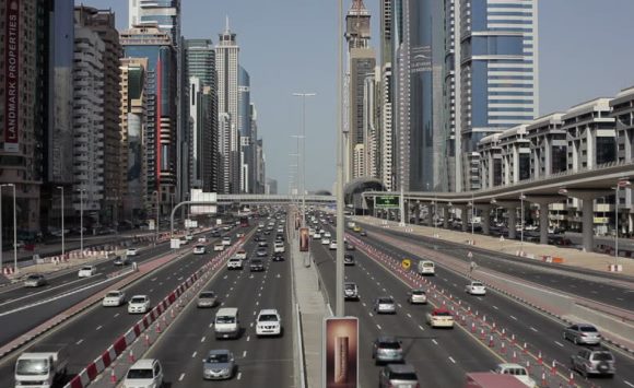 دبي تتعقب السائقين المثاليين لـ’تكريمهم‘