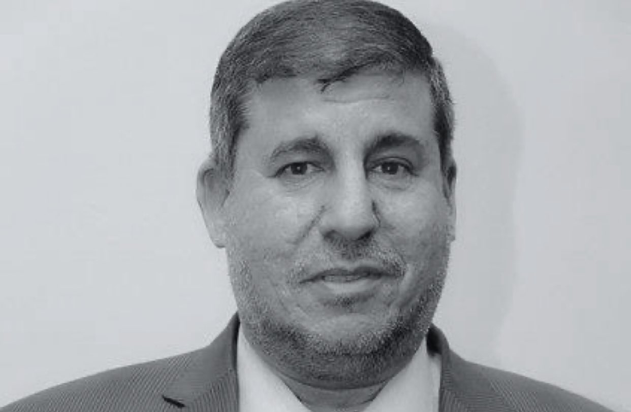 الفايز يقدم التعازي بوفاة النائب السابق