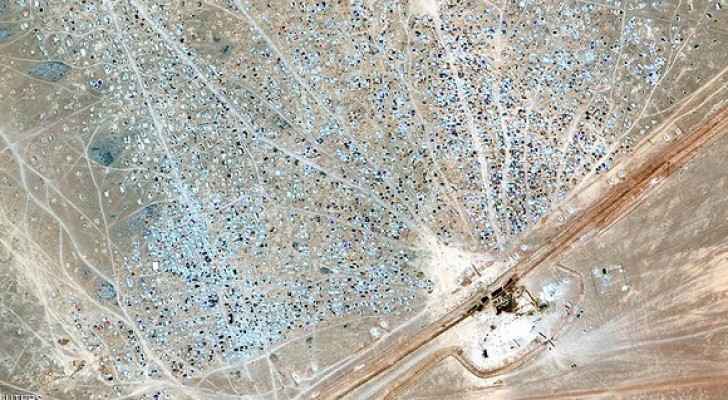 قتلى وجرحى بتفجير سيارة مفخخة في