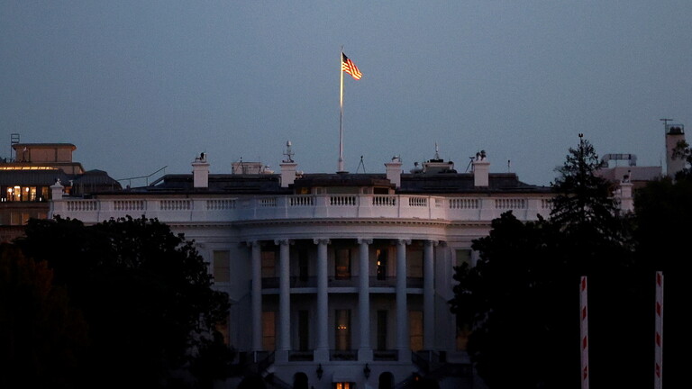 ماذا سيحدث حال حصول ترامب وبايدن