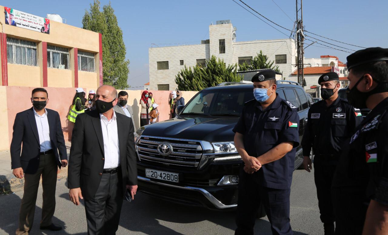 الحلالمة والحواتمة يطمئنان على سير الإجراءات