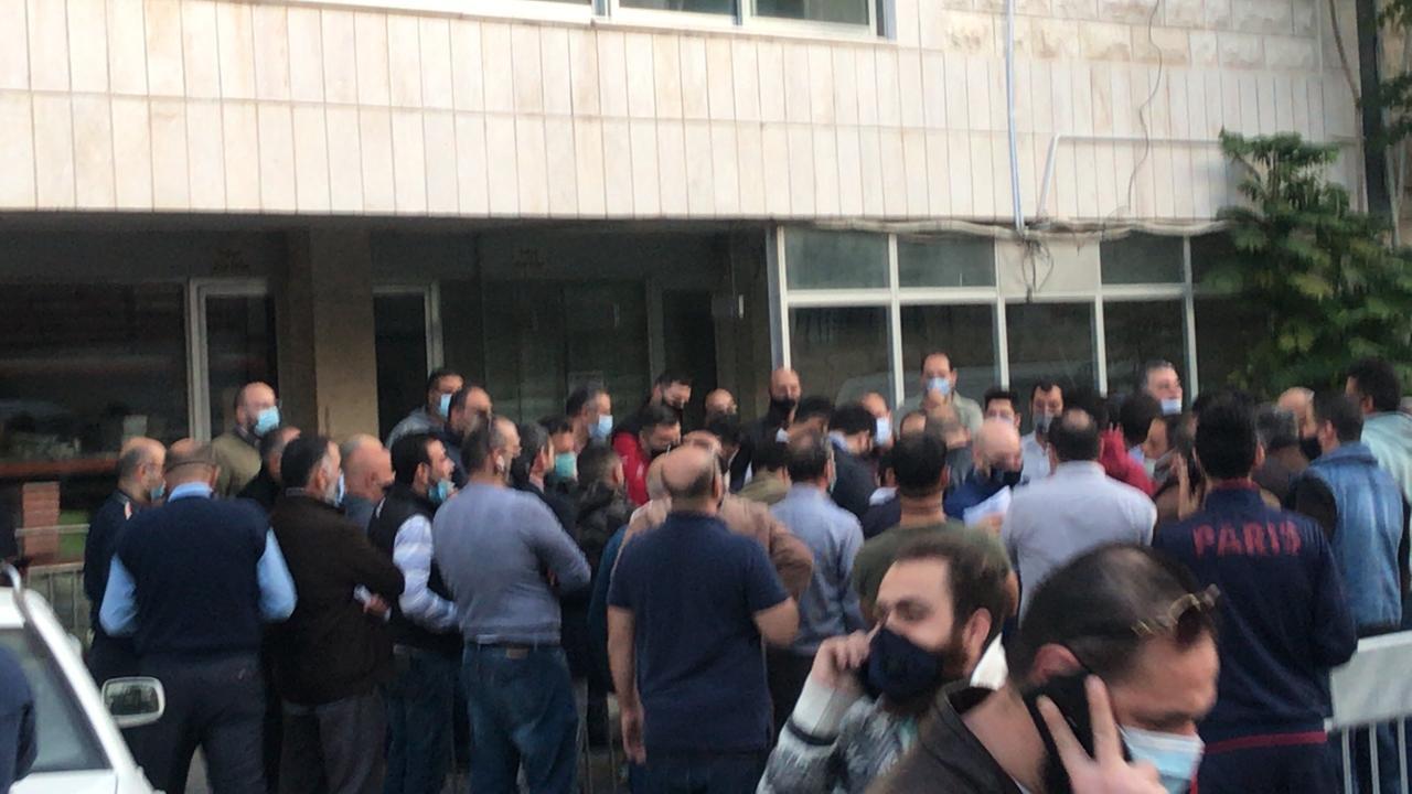 الصناعيون يشكون فوضى التصاريح