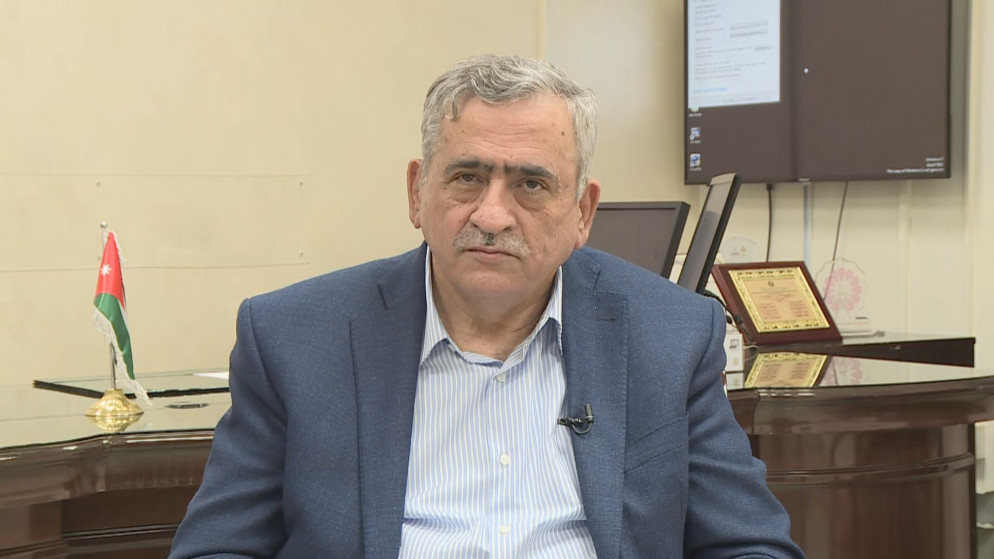 عبيدات: تعاقدنا مع شركة لتأمين 10%