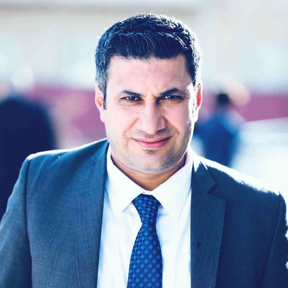 البريزات يكتب :نواب جدد بأسلحة أتوماتيكية